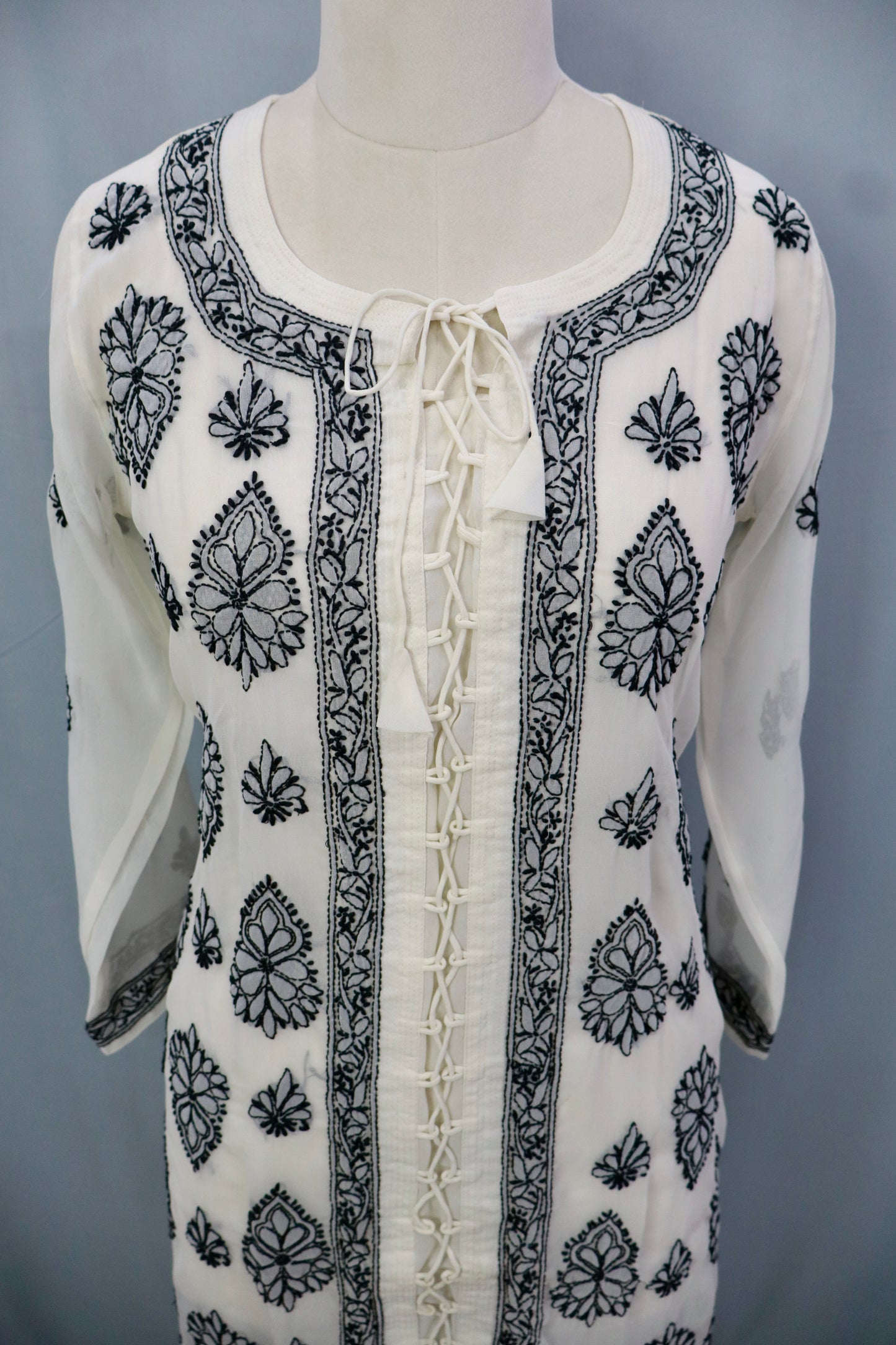 Alnoora Hand Embroidered Goregette Lucknowi Chikankari Straight Kurti